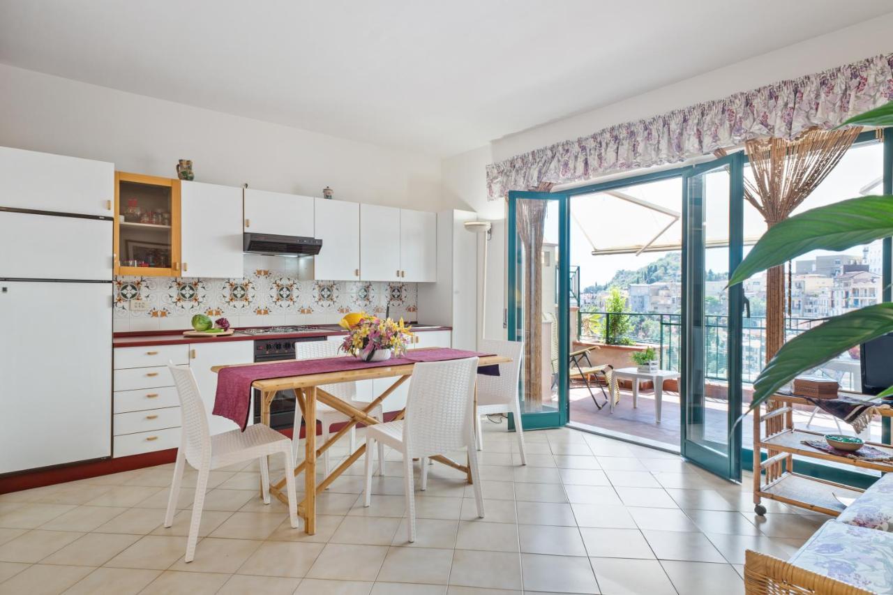 Taormina Comfortable Apartment With Terrace Εξωτερικό φωτογραφία